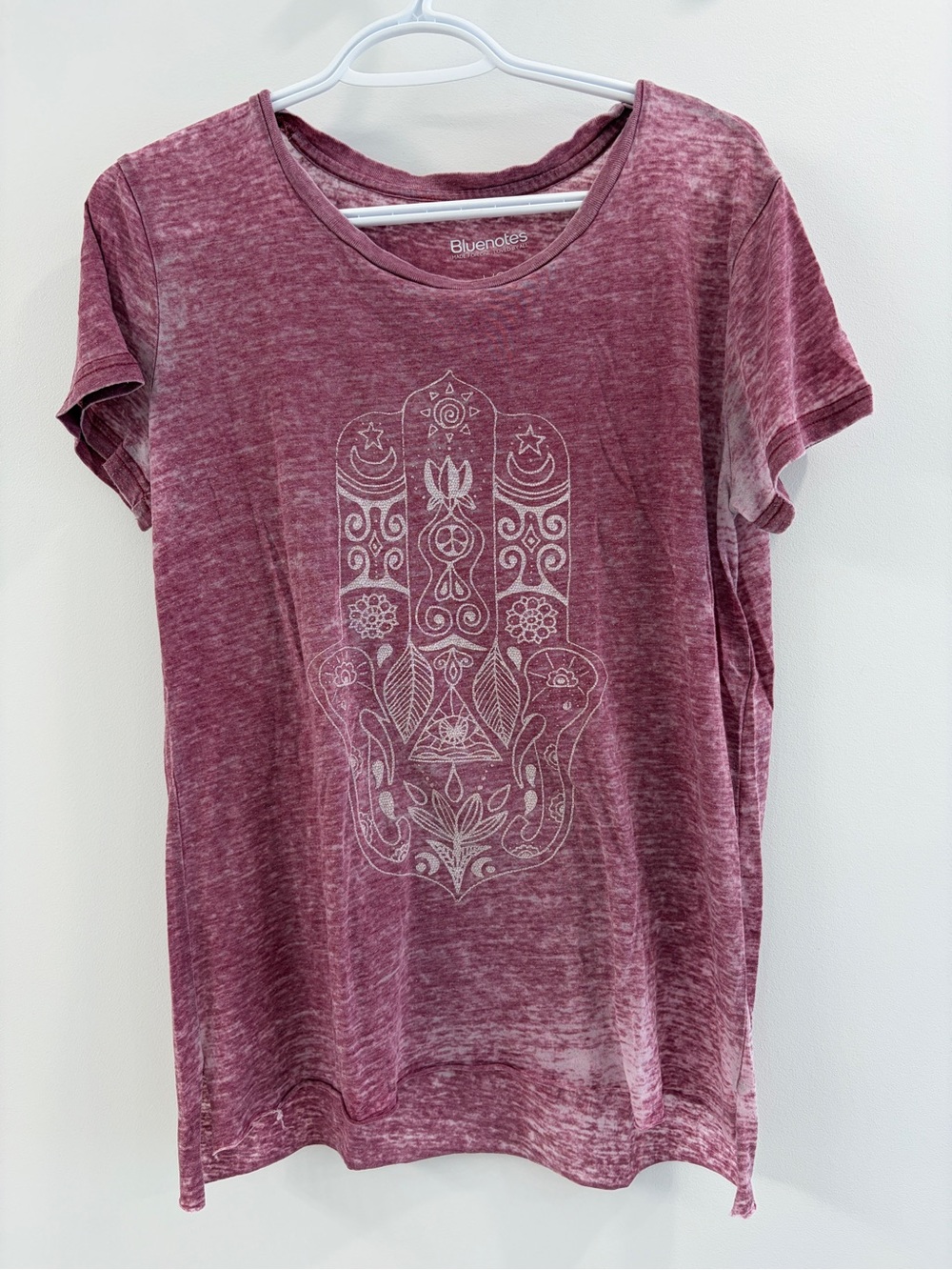 Bluenotes Women's Hand Rose Mauve Graphic Tee - Large